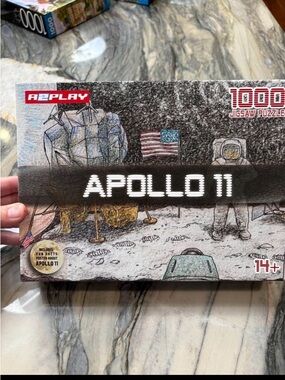 A2Play Apollo 11 1000-Piece Jigsaw Puzzle - Black/White, NEW